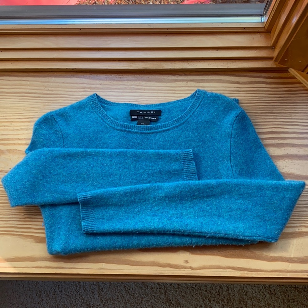 Tahari Pure Luxe 100% cashmere sweater teal blue
